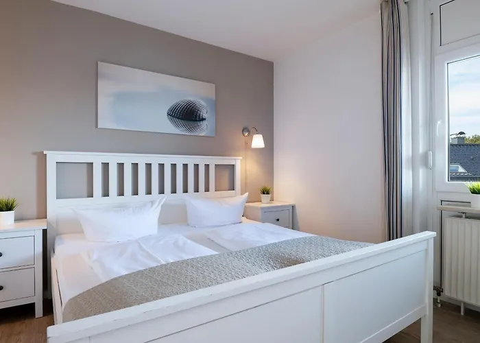 Seeschloesschen Strandkind * Grömitz